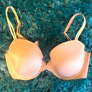 Victoria’s Secret lined Demi